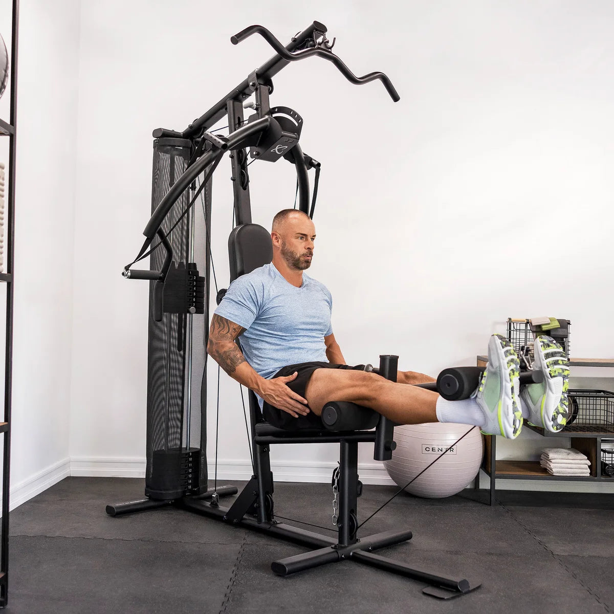 CENTR - Exerciseur Multifonction avec Colonne de Poids de 150 lb Multi-Gym *Boite Endommagée*-weight-stack-costco-1819449-6