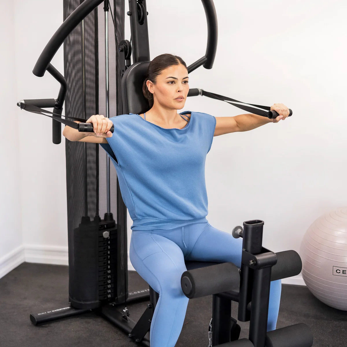 CENTR - Exerciseur Multifonction avec Colonne de Poids de 150 lb Multi-Gym *Boite Endommagée*-weight-stack-costco-1819449-8