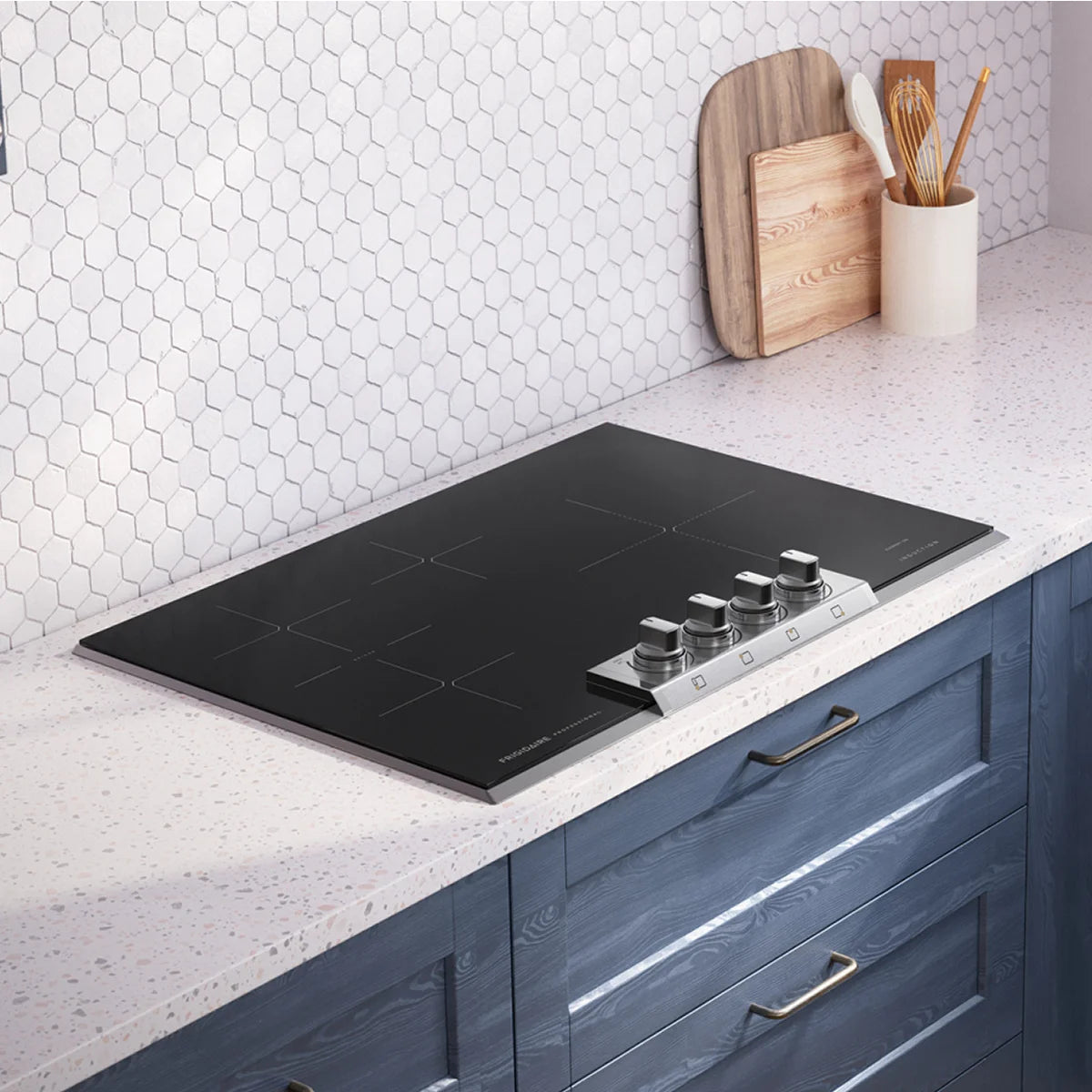 FRIGIDAIRE PROFESSIONNEL - Table de Cuisson à 4 Brûleurs à Induction en Acier Inoxydable de 30 po *Boite Ouverte*-30 in. Stainless Steel Induction 4 Burner Cooktop-costco-1920151-5