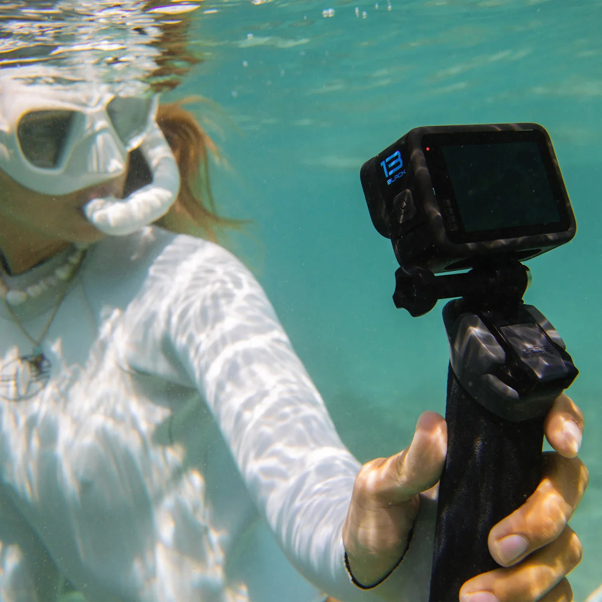GOPRO - Ensemble de Caméra d'Action HERO13 Black-bundle-camera-costco-6094013-CHDCB-131-RT-8
