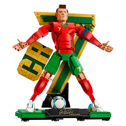 LEGO - Christiano Ronaldo - La Légende du Soccer Editions 43016-soccer-legend-costco-3