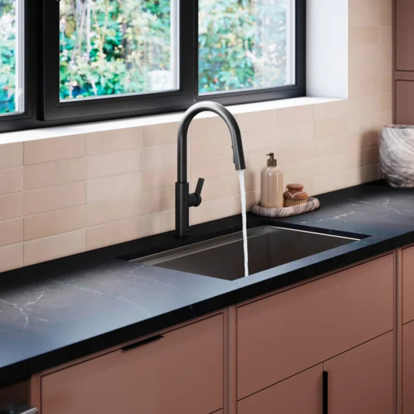KOHLER - Robinet de Cuisine Rétractable Rodean-pull-down-kitchen-faucet-costco-mat-black-matte-noir-costco-1806389-3