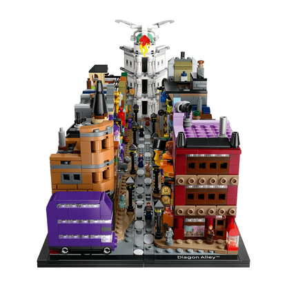 LEGO - Les Boutiques Magiques du Chemin de Traverse Harry Potter 76444-diagon-alley-wizarding-shops-costco-2576444-6