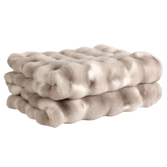 House & Home par Lynda Reeves - Jeté en Similifourrure de Luxe - Luxury Faux Fur Throw