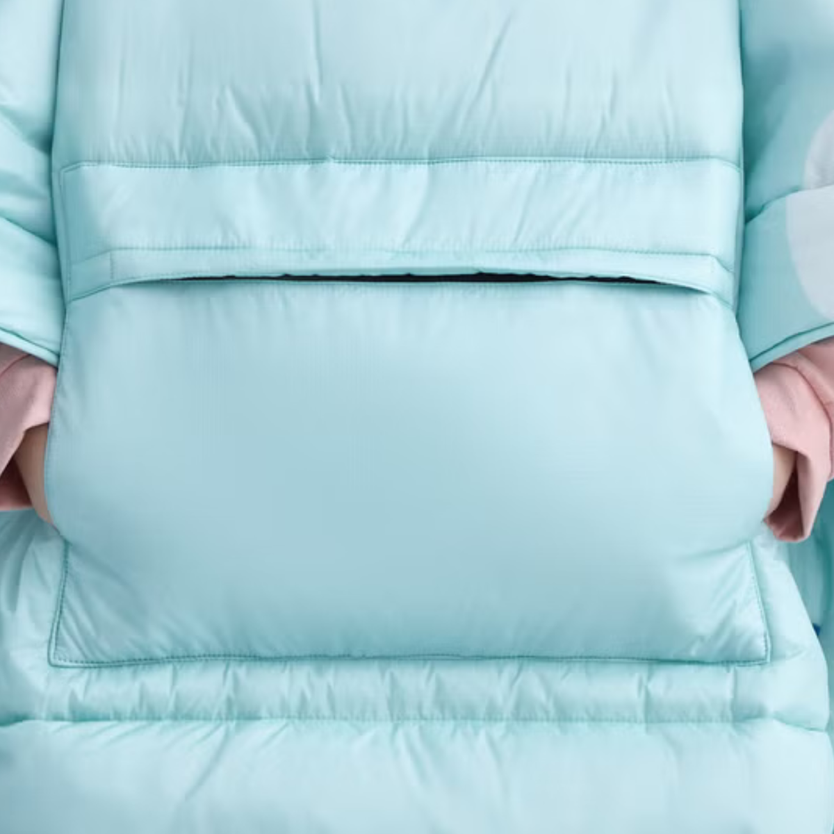 BELOW ZERO - Couverture d'Extérieur à Porter 2 en 1 - BELOW ZERO – 2-in-1 Wearable Outdoor Blanket
