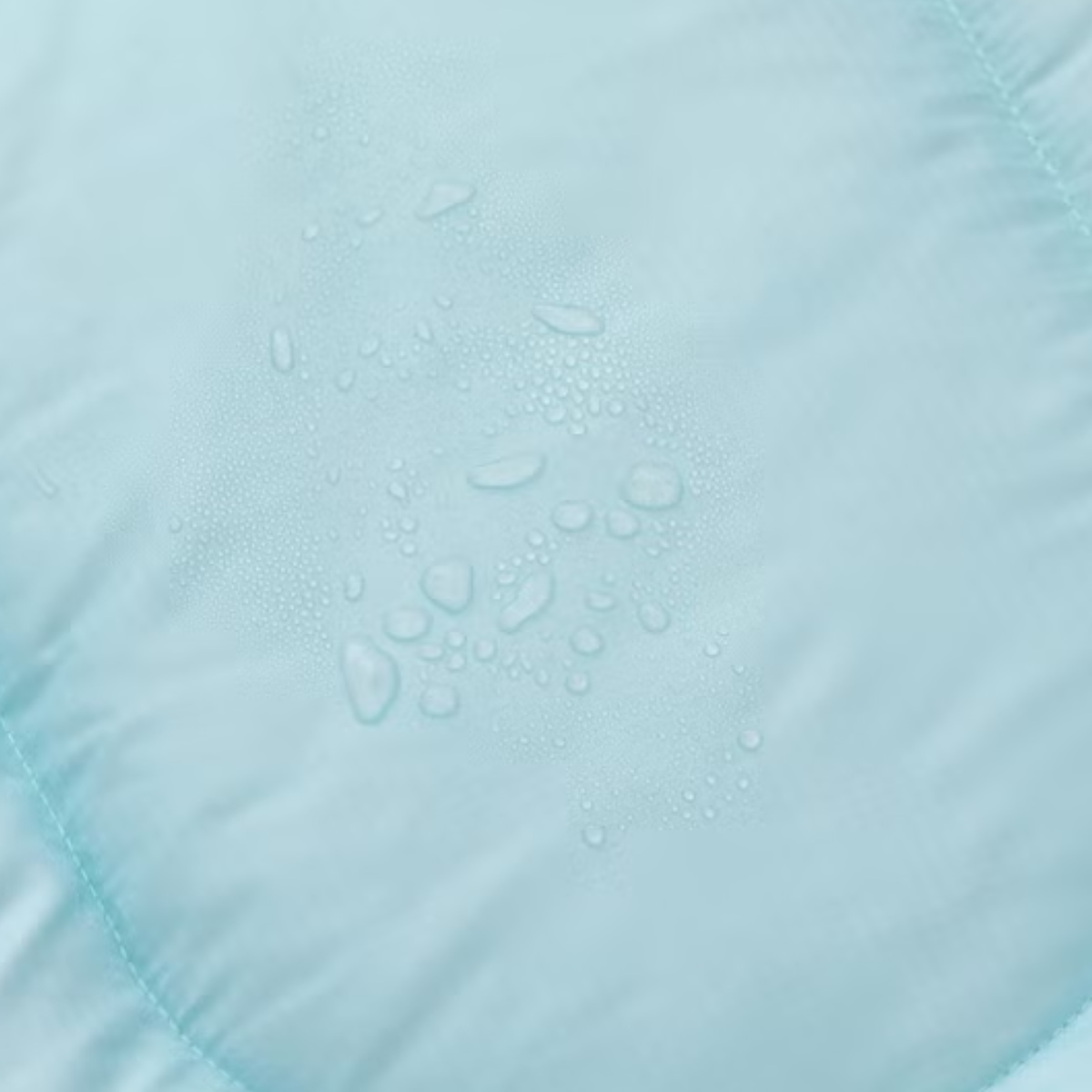 BELOW ZERO - Couverture d'Extérieur à Porter 2 en 1 - BELOW ZERO – 2-in-1 Wearable Outdoor Blanket