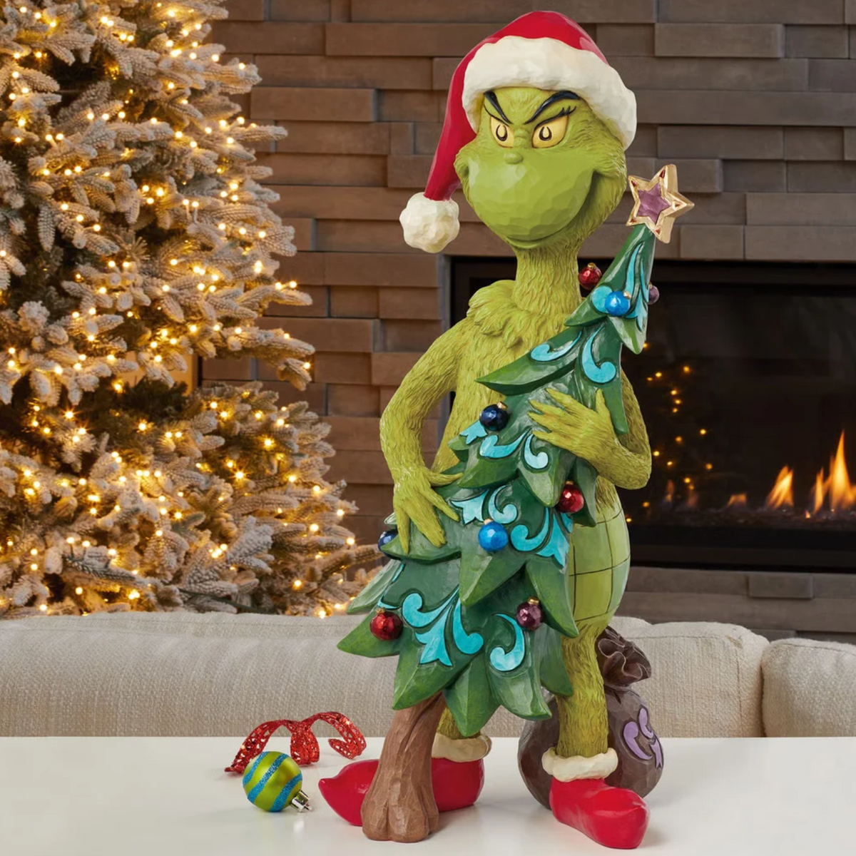 Grincheux avec sapin de Noël par Jim Shore, figurine de 50,8 cm | Jim Shore Grinch with Christmas tree figurine, 20 in