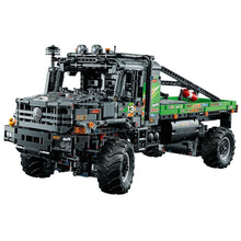 Charger l&#39;image dans la galerie, lego-camion-essai-4x4-mercedes-benz-technic-42129-trial-truck-zetros-3
