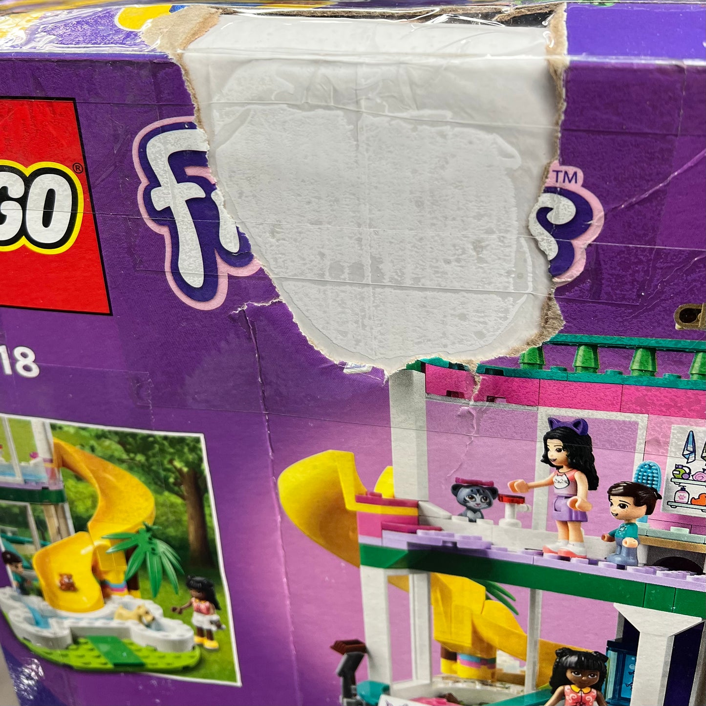 LEGO - Friends Pet Day-Care Center 41718 *Damaged Box*