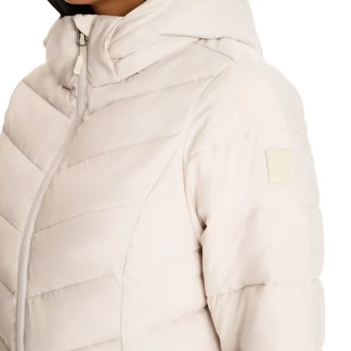 Lolë - Manteau compressible pour femme avec capuchon amovible | Lolë - Women's packable jacket with detachable hood