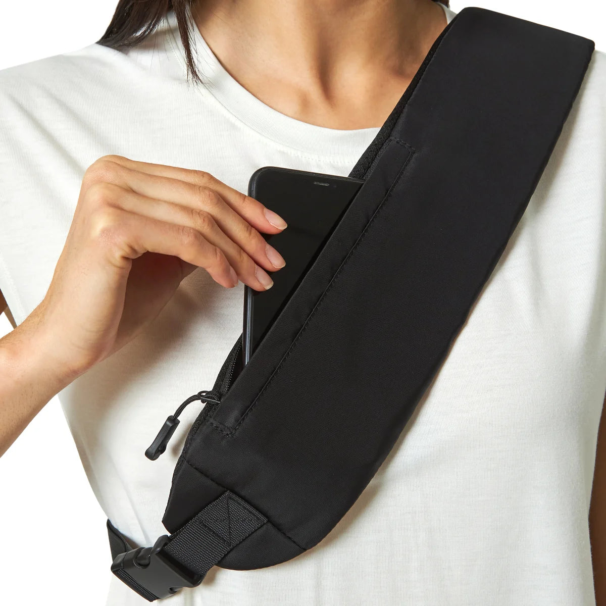 mondetta-sac-bandoulière-unisexe-unisex-sling-bag-NOIR-BLACK-3