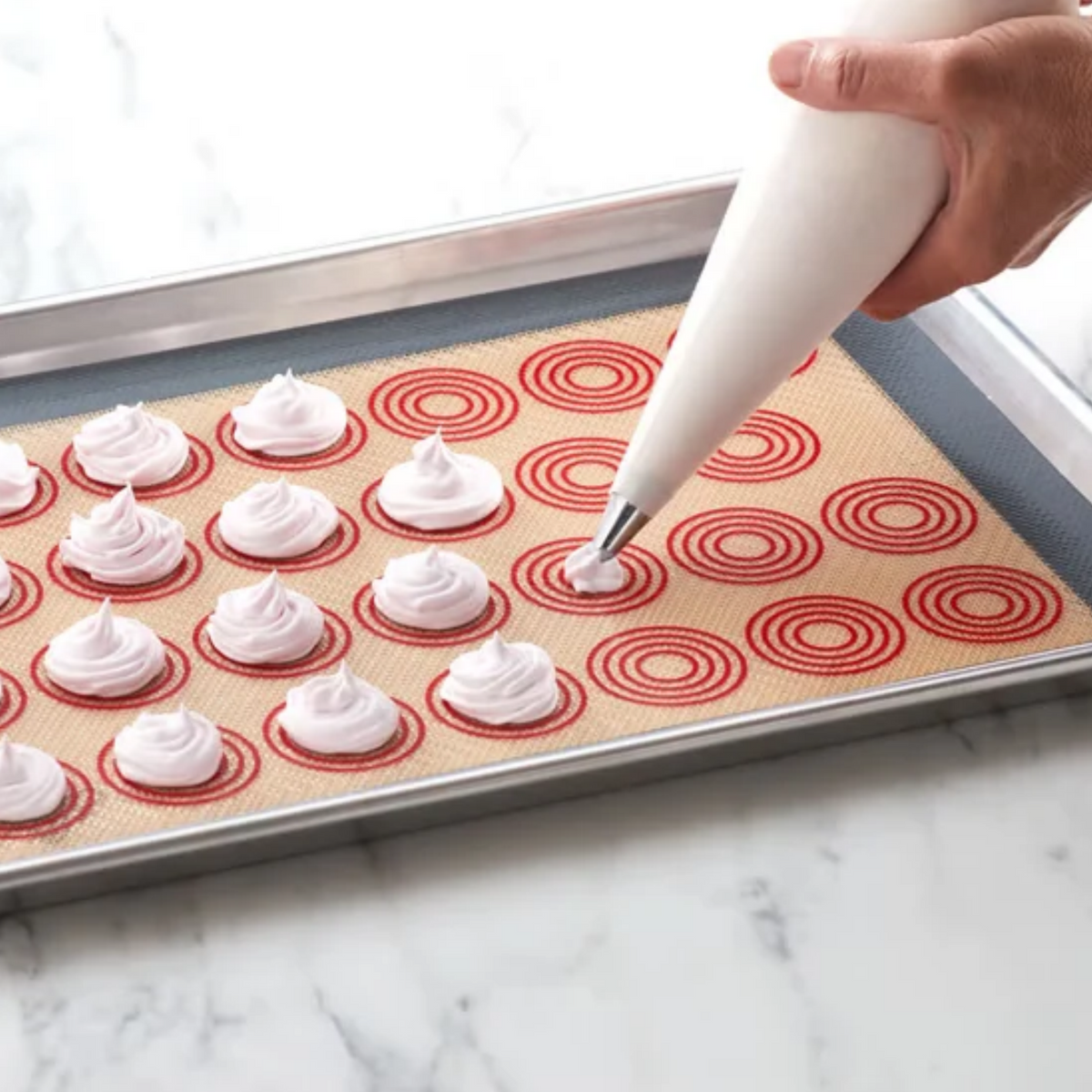 MIU – Ensemble de 4 tapis de cuisson en silicone antiadhésif et réutilisable / MIU – Set of 4 non-stick reusable silicone baking mats