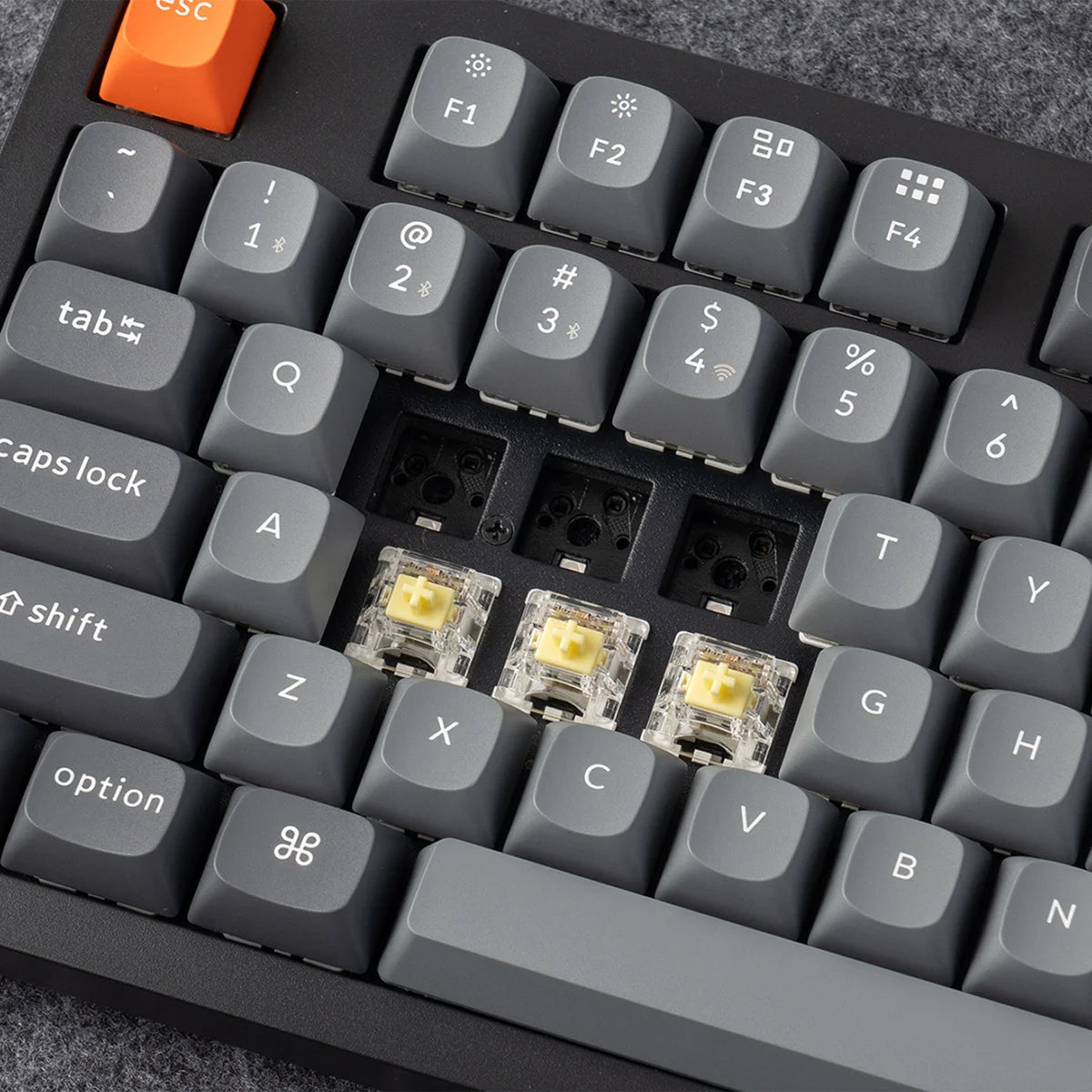 KEYCHRON - Ensemble K10 Max Clavier Mécanique et Souris M2 avec Repose-Poignet- K10 Max Mechanical Keyboard and M2 Mouse Bundle with Palmrest-costco-1925244-5
