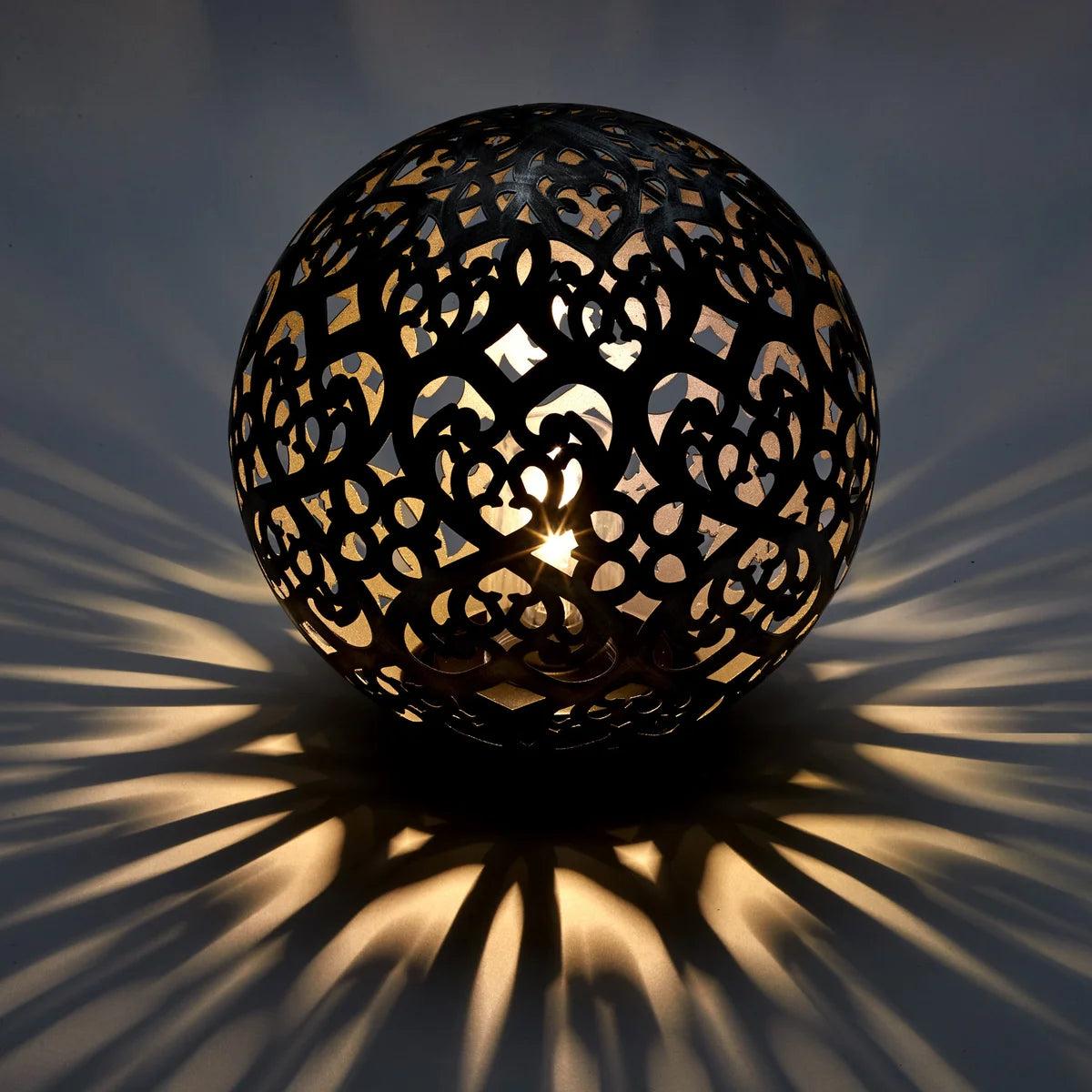 AURORA LIGHTING - Lampe Globe Solaire-solar-globe-light-costco-1806285-6