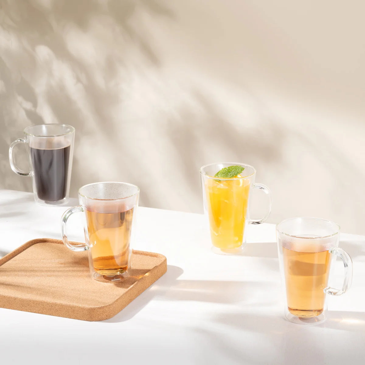 bodum-ensemble-d-4-verres-à-double-paroi-avec-poignée-wall-glasses-with-handle-canteen-costco-1630863-5