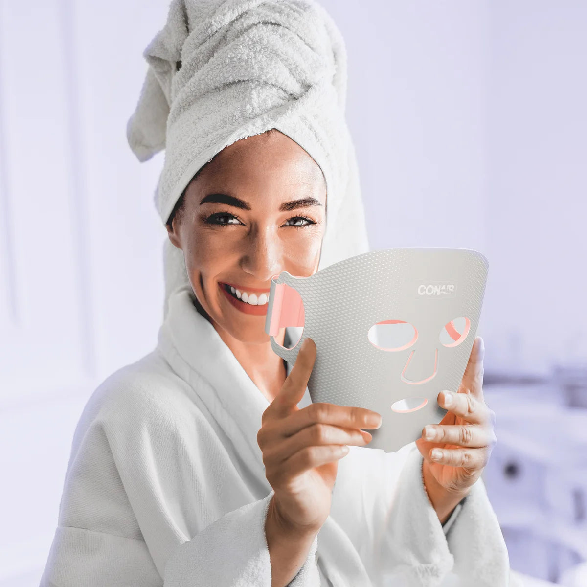CONAIR - Masque de Luminothérapie à DEL True Glow *Boite Ouverte*-led-light-therapy-face-mask-costco-2456789-3