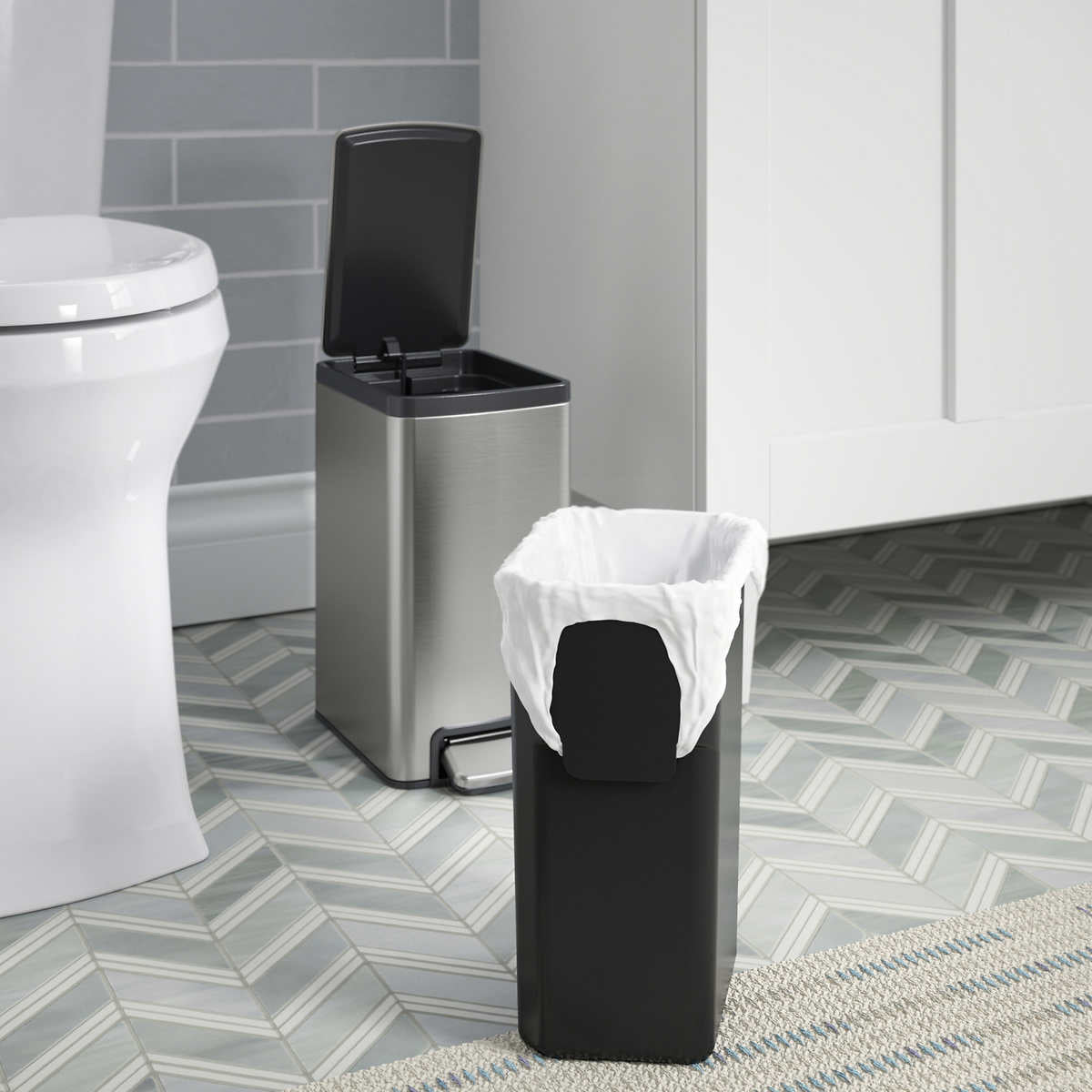 kohler-ensemble-2-poubelles-acier-inoxydable-pédale-stainless-steel-trash-can-step-4