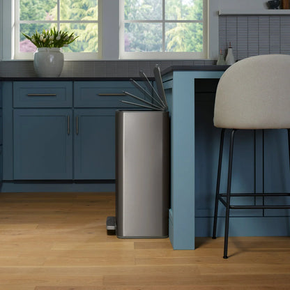 KOHLER - Poubelle en Acier Inoxydable avec Pédale de 47 L-stainlesssteel-step-trash-can-costco-1806294-8