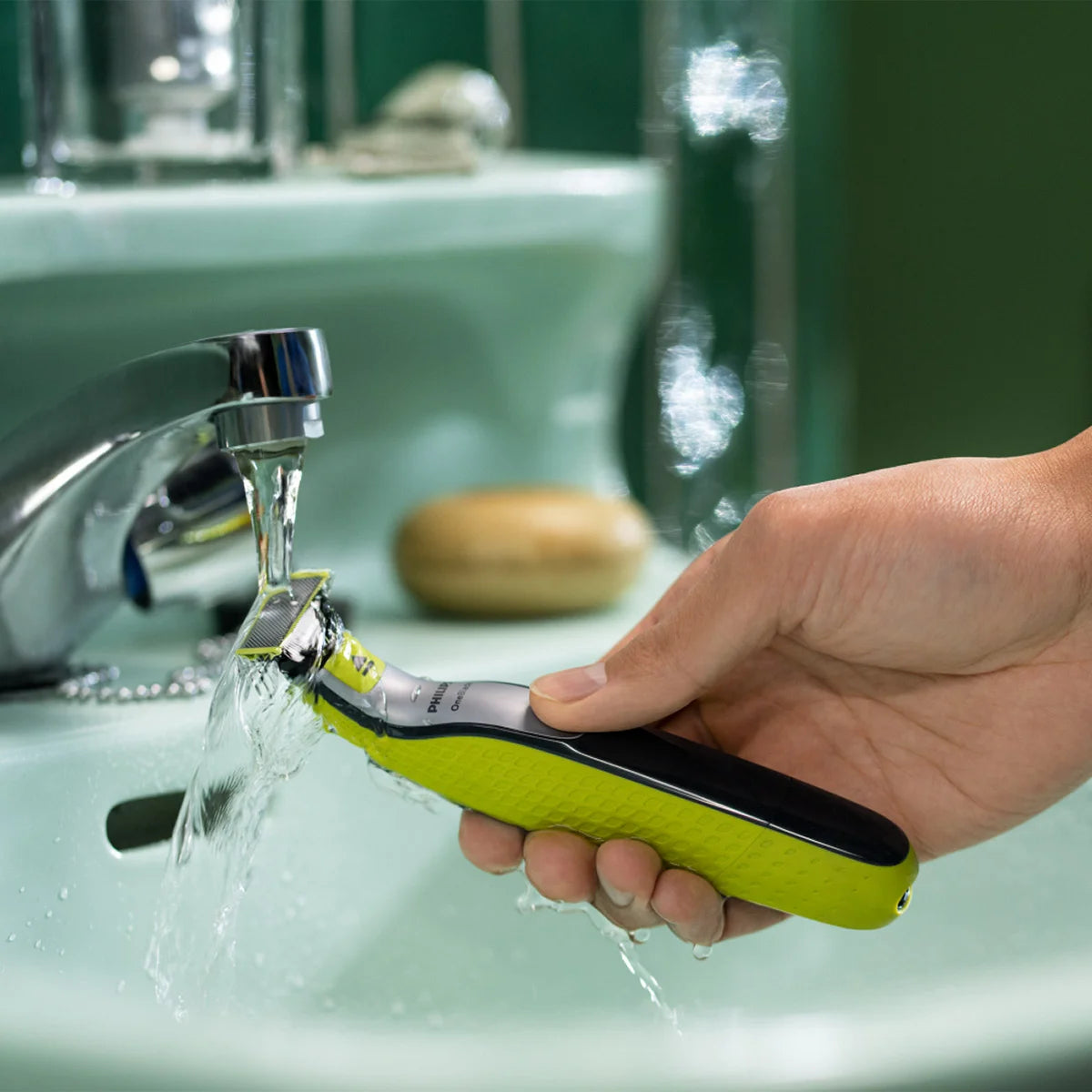 PHILIPS - Rasoir Hybride OneBlade 360 *Boite Ouverte*-hybrid-razor-trimmer-costco-8886776-5