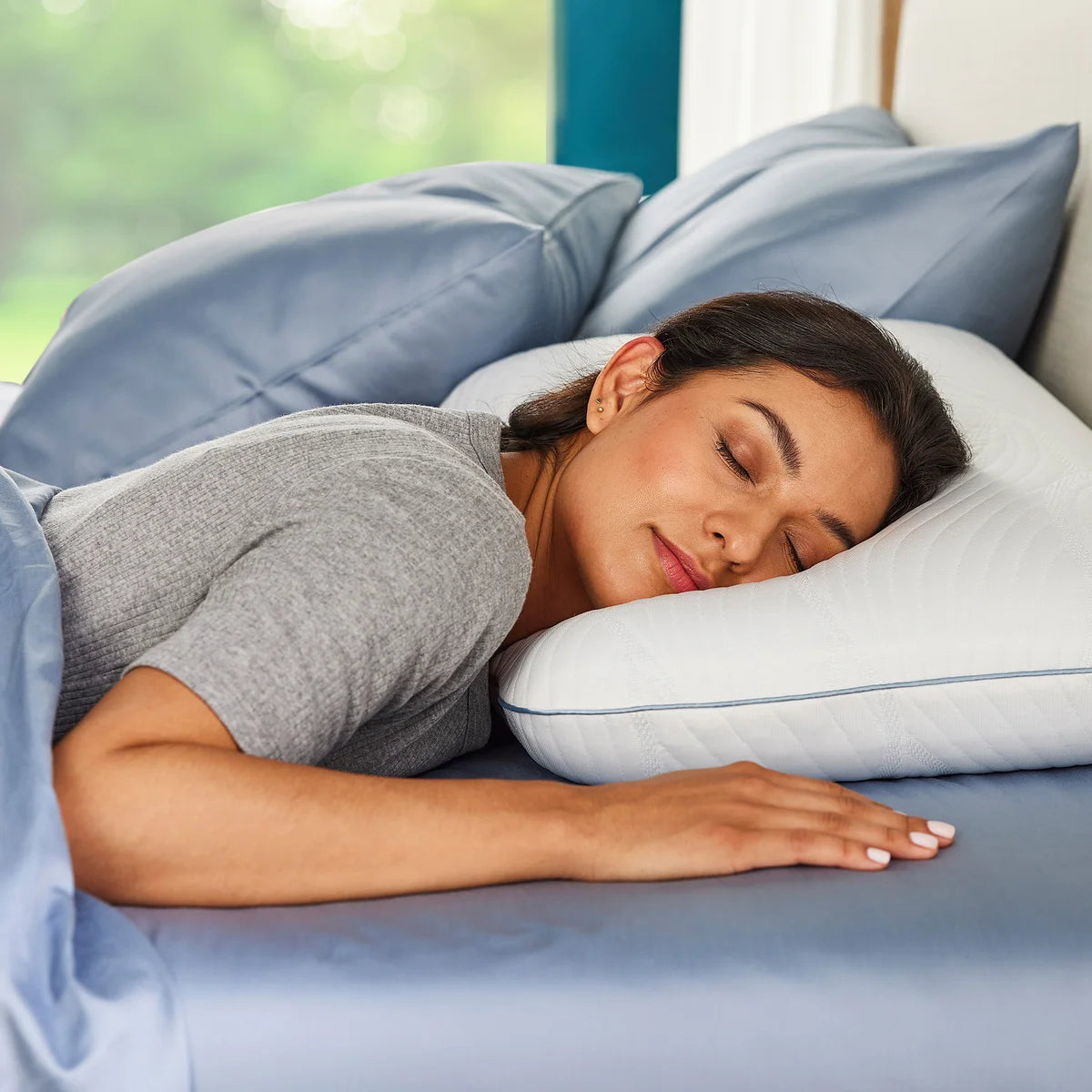 REVEL - Oreiller en Mousse Viscoélastique Injectée de Gel-gel-memory-foam-pillow-costco-1957635-3